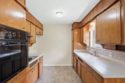 760 Comal Avenue, White Settlement, TX 76108 - Photo 22