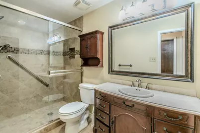 3029 Esters Court, Irving, TX 75062 - Photo 2