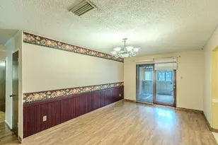 3029 Esters Ct, Irving, TX 75062 - Photo 10