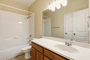 1435 Chase Ln, Irving, TX 75063 - Photo 18