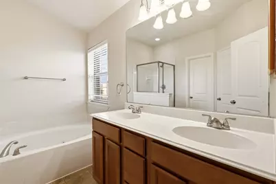 1435 Chase Lane, Irving, TX 75063 - Photo 14