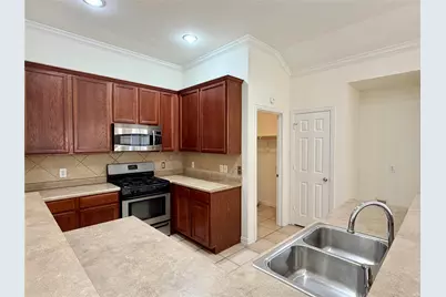 211 Parakeet Drive, Little Elm, TX 75068 - Photo 4