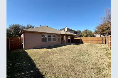 211 Parakeet Drive, Little Elm, TX 75068 - Photo 16