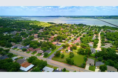 2501 Avenue A, Grand Prairie, TX 75051 - Photo 8