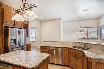 7713 Lakeview Circle, Fort Worth, TX 76179 - Photo 14