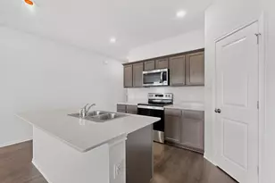 816 Glover Dr, Aubrey, TX 76227 - Photo 1