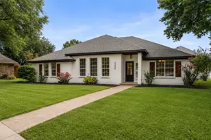 3306 Blue Bell Pl, Richardson, TX 75082 - Photo 2