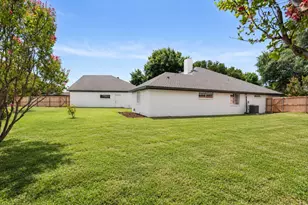 3306 Blue Bell Pl, Richardson, TX 75082 - Photo 24