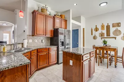 7023 Beacon Drive, Grand Prairie, TX 75054 - Photo 14