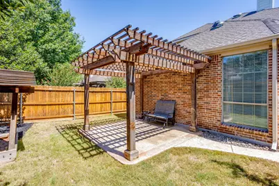 7023 Beacon Drive, Grand Prairie, TX 75054 - Photo 38