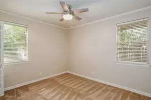 1206 Farnham Ct E, Irving, TX 75062 - Photo 16