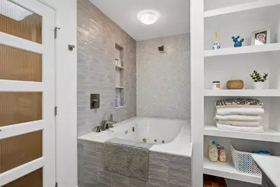 2732 Bay Meadows Circle, Farmers Branch, TX 75234 - Photo 18