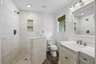 2732 Bay Meadows Circle, Farmers Branch, TX 75234 - Photo 14
