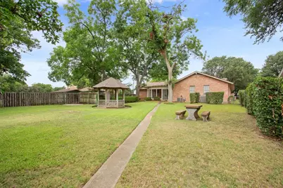 204 N Marable Street, West, TX 76691 - Photo 36