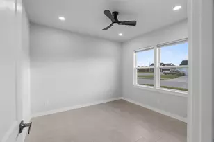 548 Highview Ct, Godley, TX 76044 - Photo 30