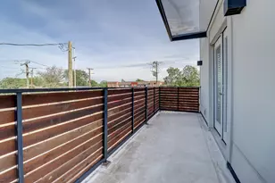 183 S Prairie Ave, Dallas, TX 75226 - Photo 8