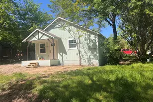 521 Morgan St, Bonham, TX 75418 - Photo 2