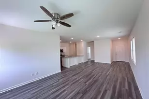 1640 Hossler Trl, Fort Worth, TX 76052 - Photo 6