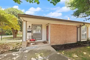 13752 Flagstone Ln, Dallas, TX 75240 - Photo 2