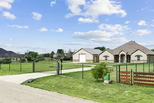 6797 Bridle Bit Trail, Fort Worth, TX 76135 - Photo 2