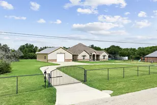 6797 Bridle Bit Trail, Fort Worth, TX 76135 - Photo 4
