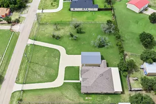 6797 Bridle Bit Trail, Fort Worth, TX 76135 - Photo 40