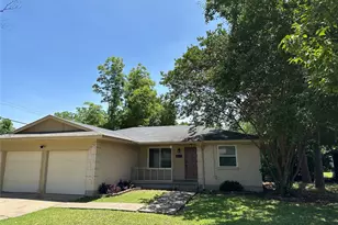922 Downing St, Forney, TX 75126 - Photo 1
