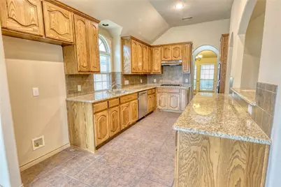 9524 Brittlebrush Trail, Fort Worth, TX 76177 - Photo 4