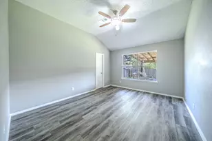 1813 Canyon Ridge St, Fort Worth, TX 76131 - Photo 10