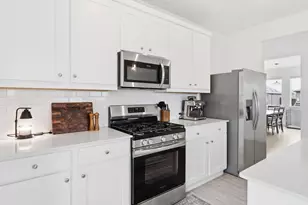 326 Texas Trl, Justin, TX 76247 - Photo 6