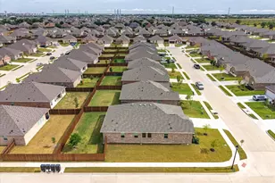 326 Texas Trl, Justin, TX 76247 - Photo 36