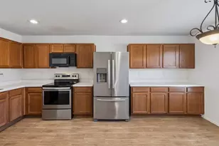 1336 Connie St, Burleson, TX 76028 - Photo 8