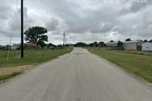 137 Stewart St, New Fairview, TX 76078 - Photo 2