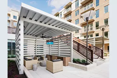 2727 Travis Street #440, Houston, TX 77006 - Photo 18