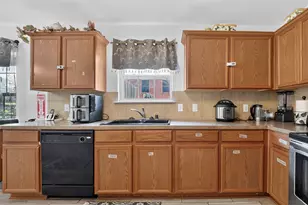 119 Matamoros St, Grand Prairie, TX 75051 - Photo 26