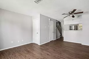 2244 Aspen Dr, Dallas, TX 75227 - Photo 2