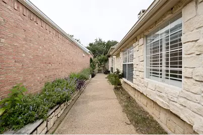 8012 Springmoss Drive, Plano, TX 75025 - Photo 24