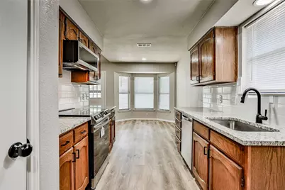 813 Bristol Avenue, Saginaw, TX 76179 - Photo 20