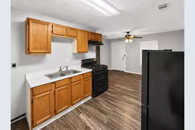 2714 Kavasar Drive, Dallas, TX 75241 - Photo 8