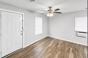 2714 Kavasar Dr, Dallas, TX 75241 - Photo 14