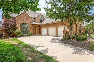 900 Fannin Dr, Lantana, TX 76226 - Photo 2