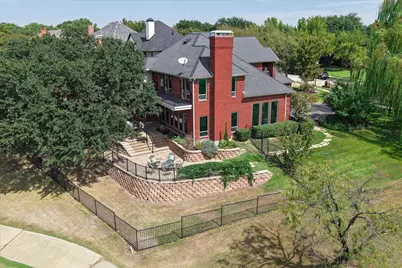 7501 Sweetgum Drive, Irving, TX 75063 - Photo 36