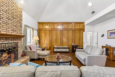 903 Wyndham Place, Arlington, TX 76017 - Photo 6