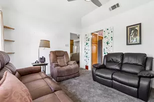 903 Wyndham Pl, Arlington, TX 76017 - Photo 8