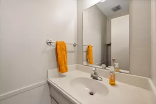 1104 Arlena Dr, Arlington, TX 76012 - Photo 20