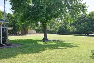 2951 N Trinity St, Decatur, TX 76234 - Photo 8