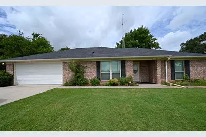 2951 N Trinity Street, Decatur, TX 76234 - Photo 1