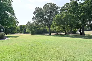 2951 N Trinity St, Decatur, TX 76234 - Photo 6