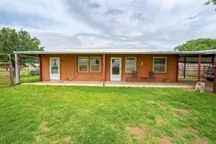 1010 Co Rd 382, Era, TX 76238 - Photo 6