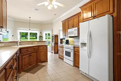 114 Bolivar Drive, Weatherford, TX 76085 - Photo 8